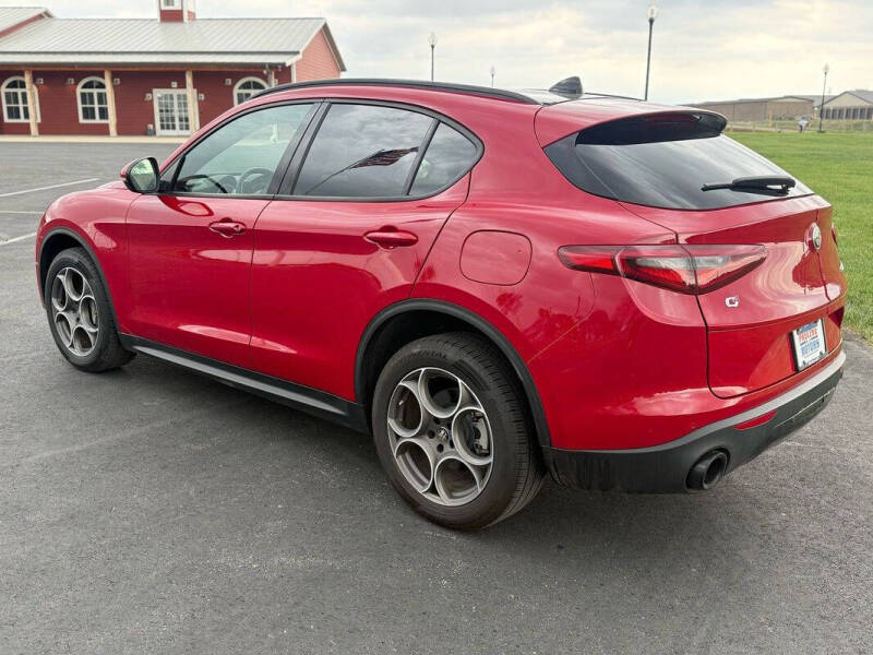 2022 Alfa Romeo Stelvio Sprint