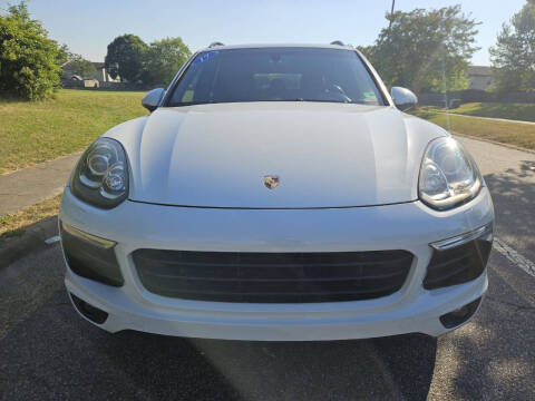 2017 Porsche Cayenne Platinum Edition