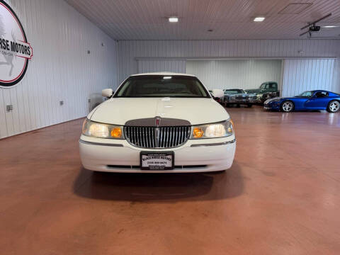 2002 Lincoln Town Car Executive