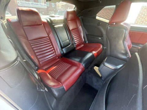 2014 Dodge Challenger R/T Shaker Package