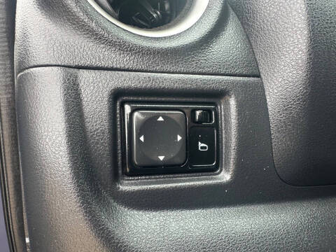 2018 Nissan Versa SV
