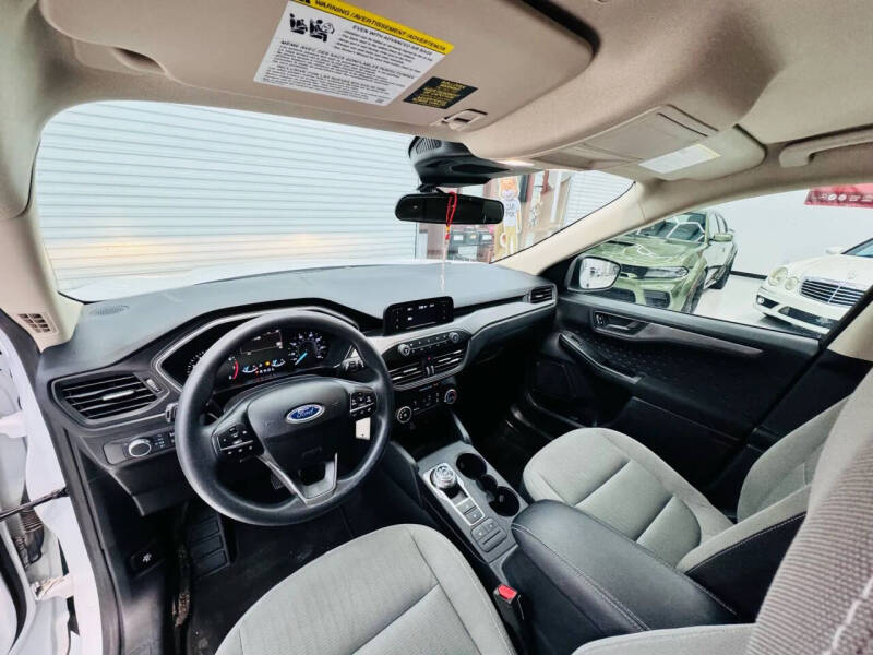 2020 Ford Escape S