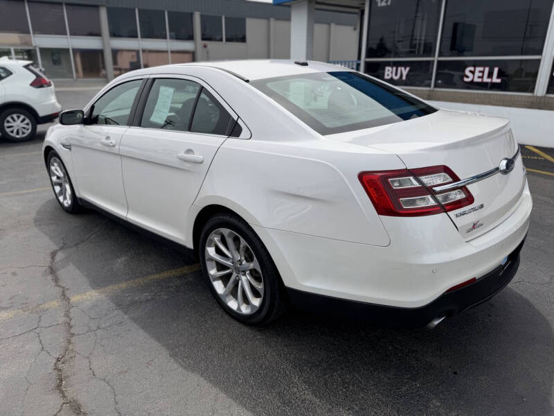 2018 Ford Taurus Limited