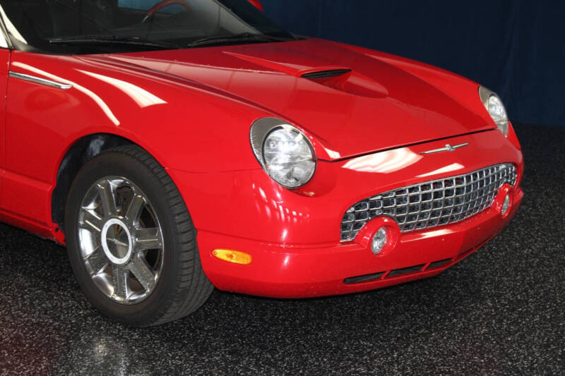 2005 Ford Thunderbird Deluxe