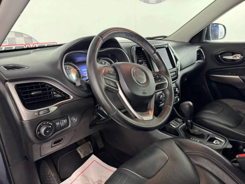 2021 Jeep Cherokee Latitude Lux