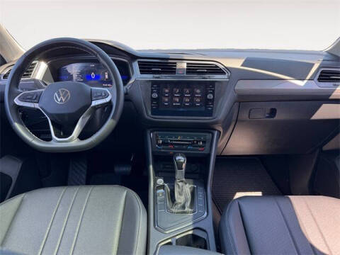 2023 Volkswagen Tiguan SE