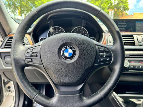 2015 BMW 3 Series 320i