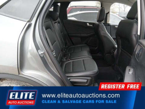 2022 Ford Escape SEL