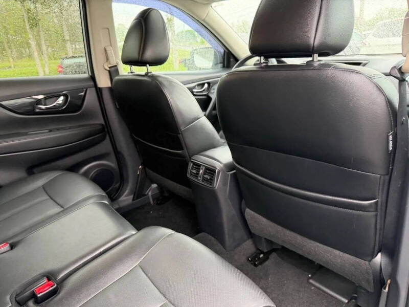 2017 Nissan Rogue SL