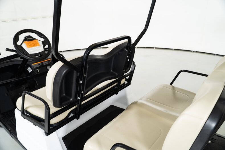 2019 Yamaha 6-Passenger Golf Cart