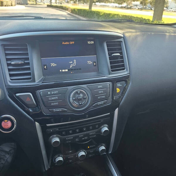 2019 Nissan Pathfinder S