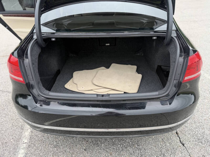2013 Volkswagen Passat TDI SEL Premium
