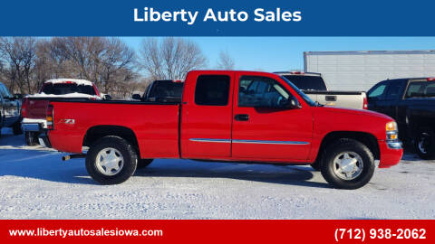 2004 GMC Sierra 1500 for sale at Liberty Auto Sales in Merrill IA