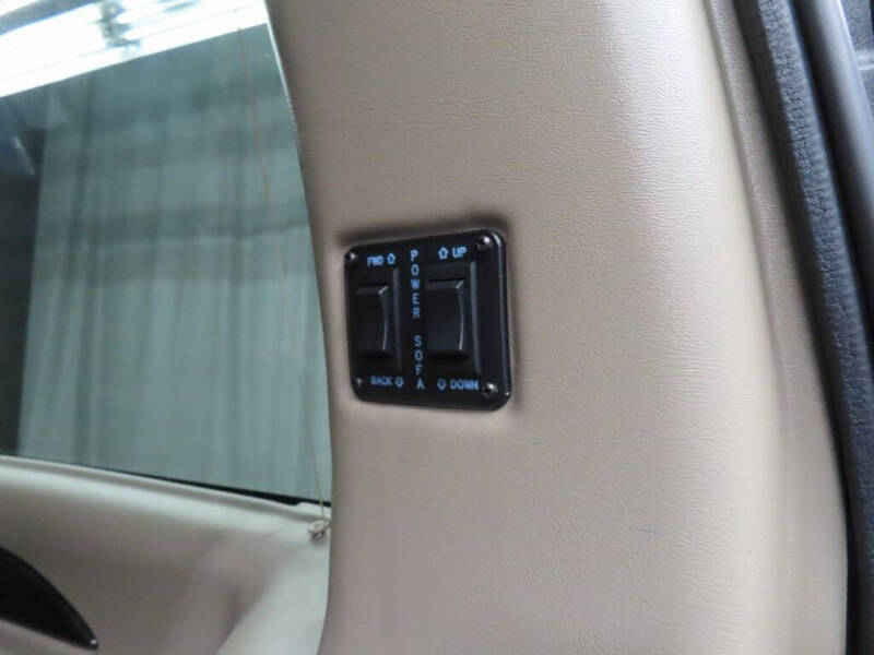 2021 GMC Savana 2500