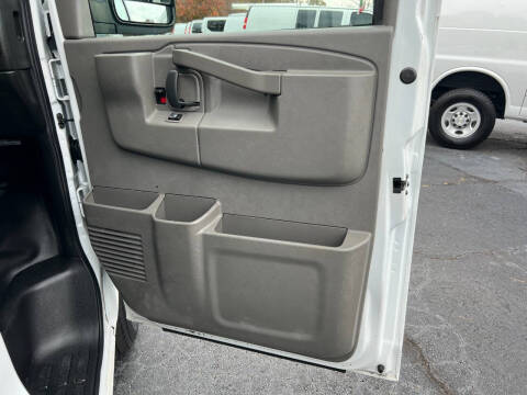 2019 Chevrolet Express 2500