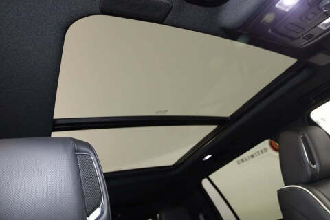 2022 Cadillac Escalade ESV Premium Luxury