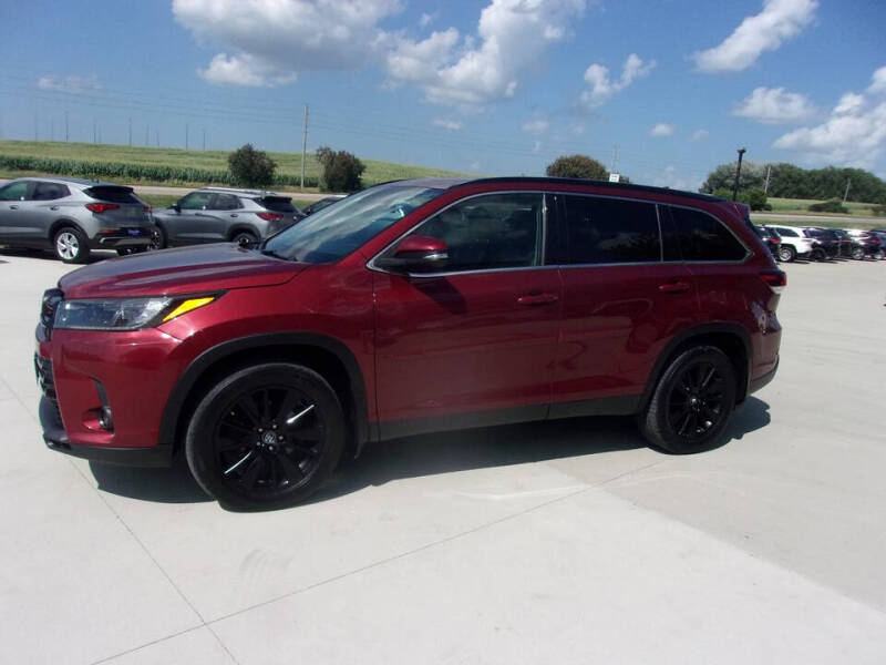 2019 Toyota Highlander SE