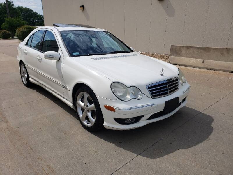 2006 Mercedes-Benz C-Class for sale at Auto Choice in Belton MO