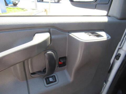 2017 Chevrolet Express 2500