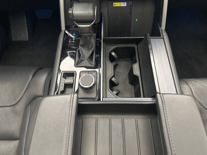 2023 Toyota Tundra Platinum