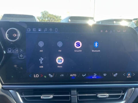 2026 Chevrolet Equinox EV LT 2