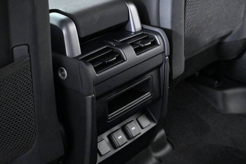 2023 Land Rover Defender