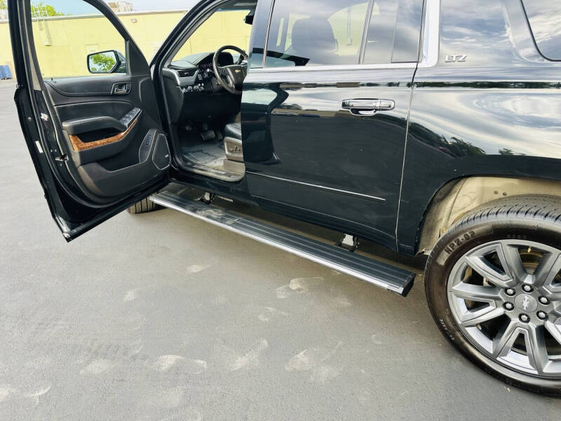 2015 Chevrolet Suburban LTZ