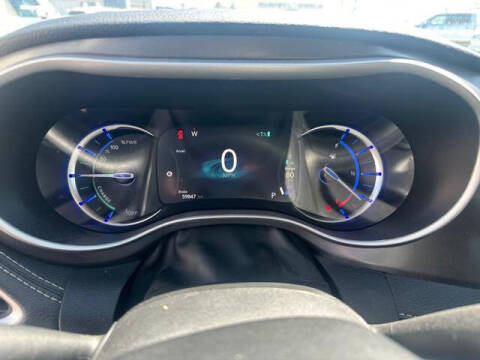 2024 Chrysler Pacifica Plug-In Hybrid