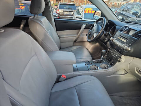 2010 Toyota Highlander SE