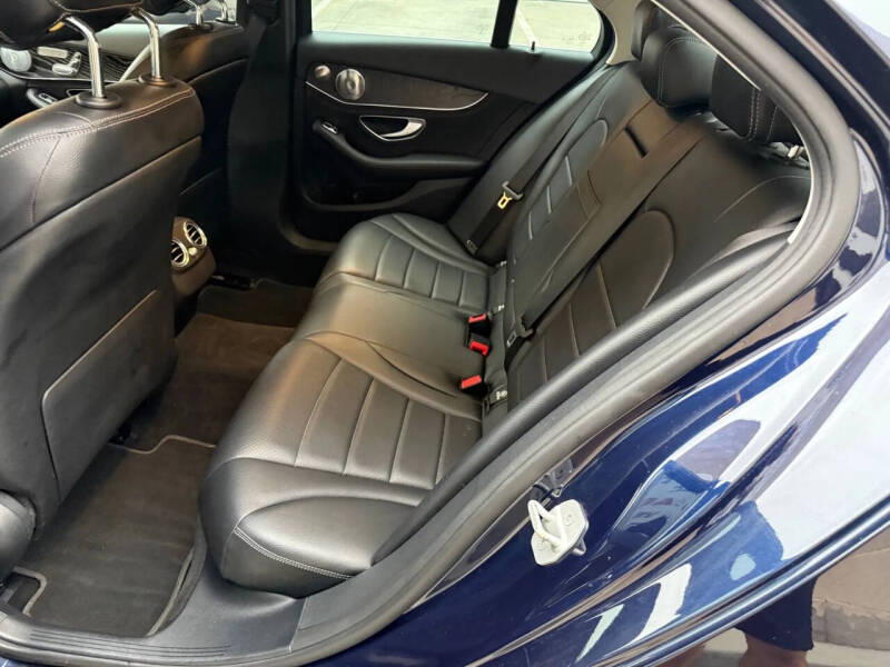 2016 Mercedes-Benz C-Class