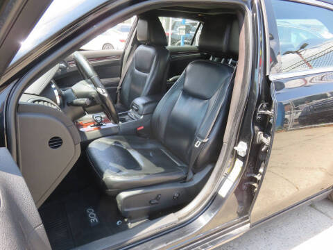 2012 Chrysler 300 Limited