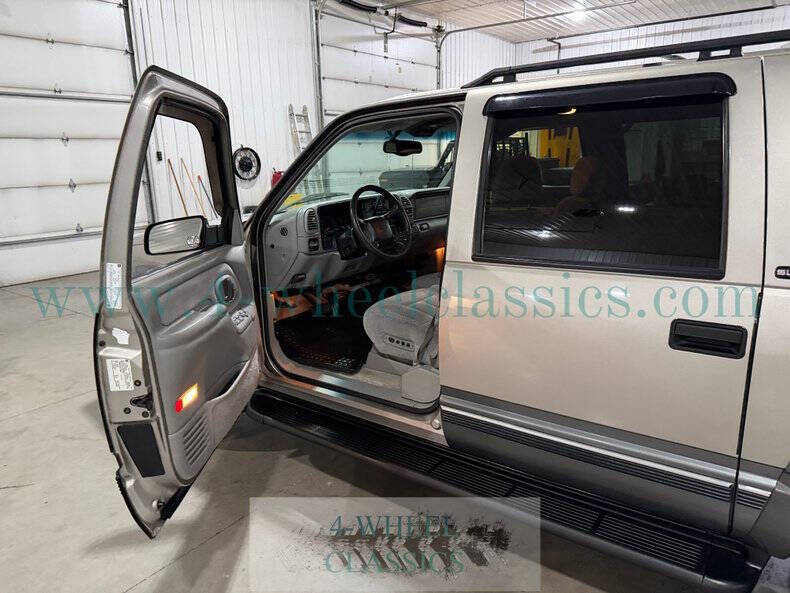 1999 GMC Suburban