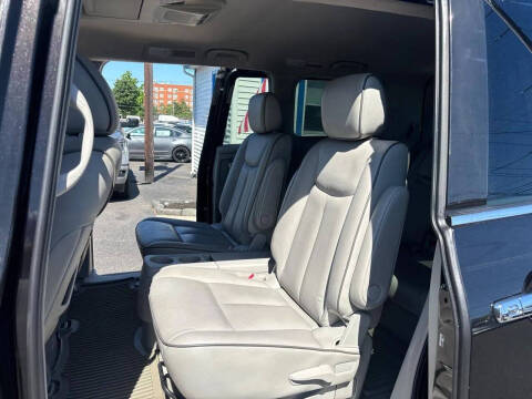 2012 Nissan Quest