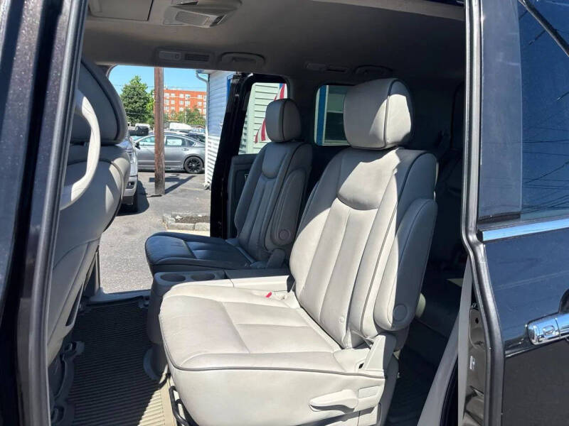 2012 Nissan Quest