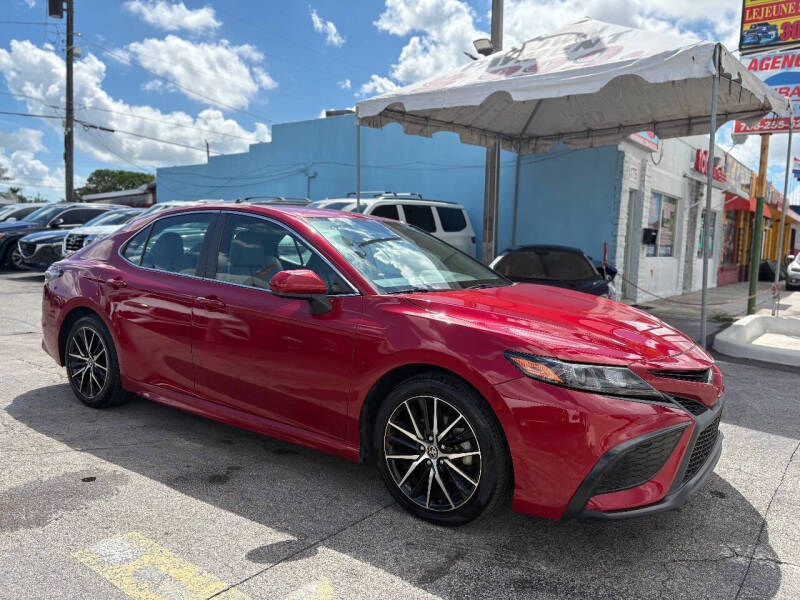 2021 Toyota Camry SE