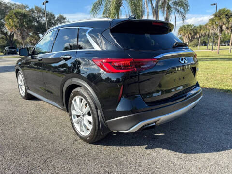 2019 Infiniti QX50 Essential