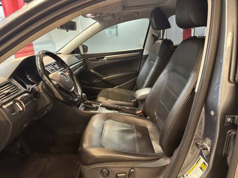 2018 Volkswagen Passat 2.0T SE