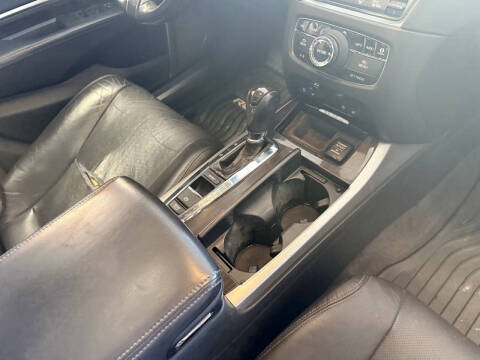 2017 Acura RLX w/Advance