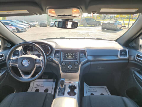 2017 Jeep Grand Cherokee Laredo