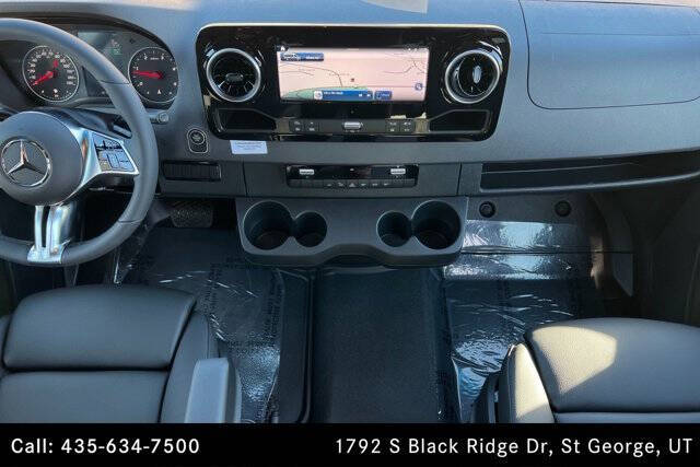 2025 Mercedes-Benz Sprinter