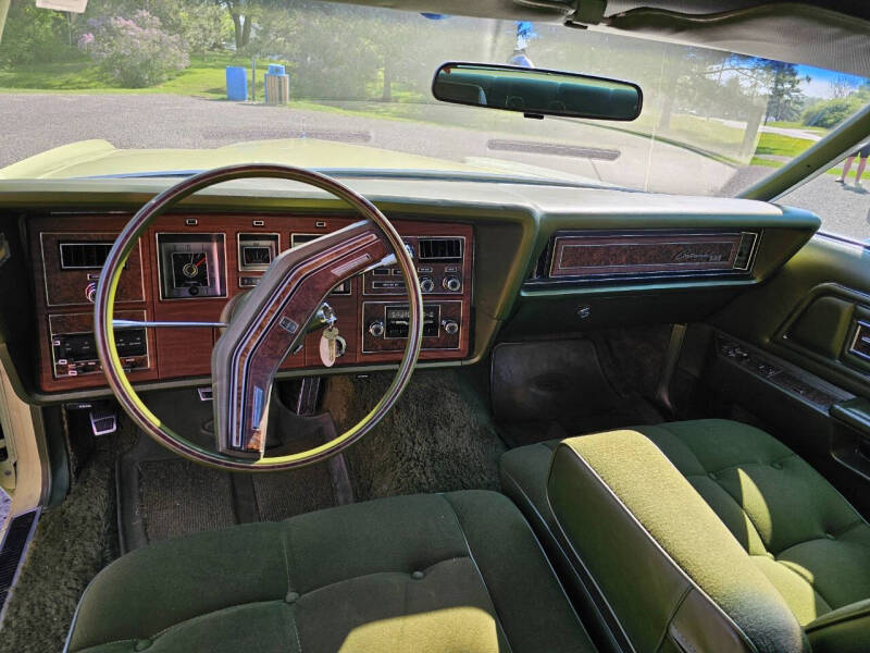 1975 Lincoln Mark IV