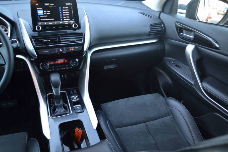 2022 Mitsubishi Eclipse Cross SE