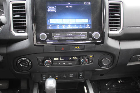 2022 Nissan Frontier SV