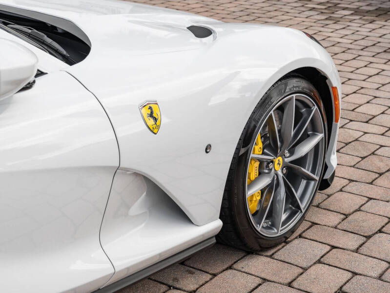 2021 Ferrari 812 GTS