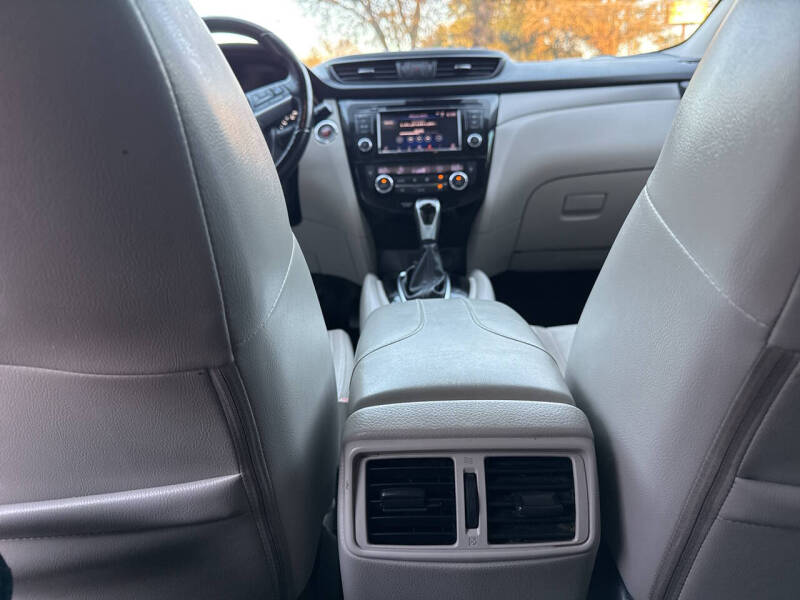 2020 Nissan Rogue Sport SV