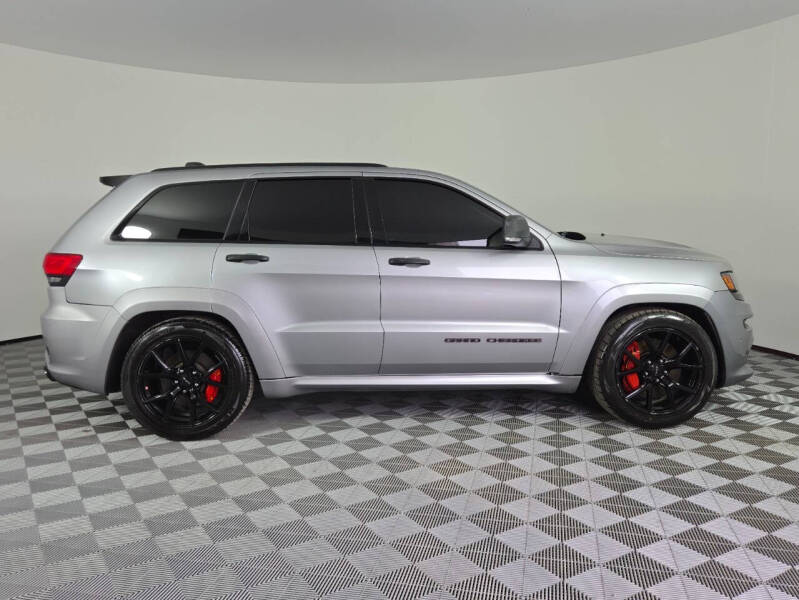 2016 Jeep Grand Cherokee SRT