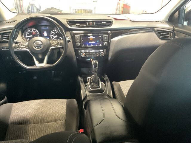 2021 Nissan Rogue Sport SV