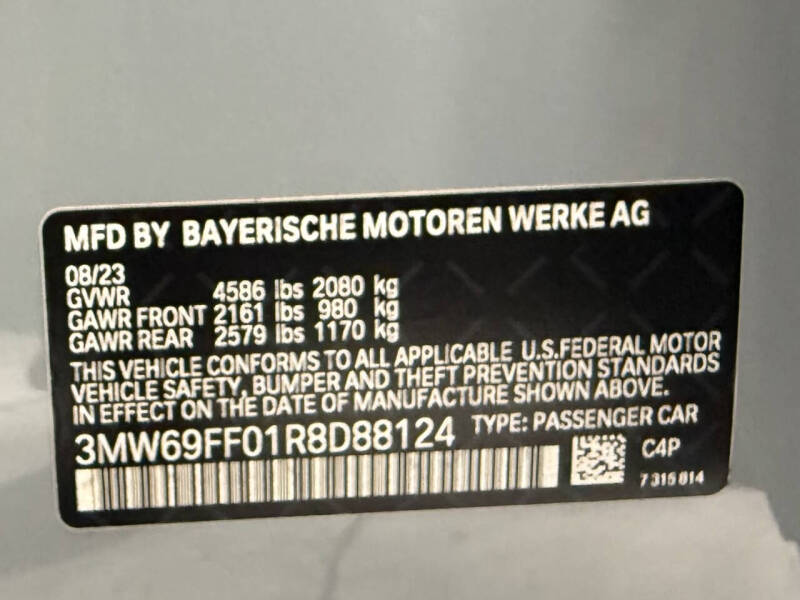 2024 BMW 3 Series 330i