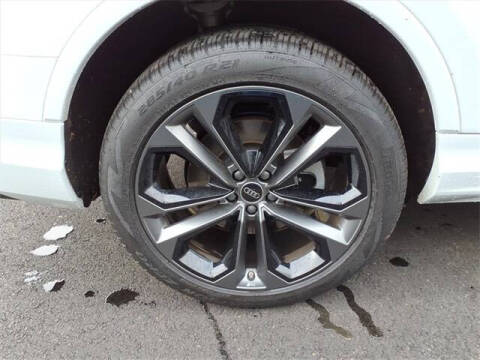 2025 Audi Q7 quattro Premium Plus 55 TFSI