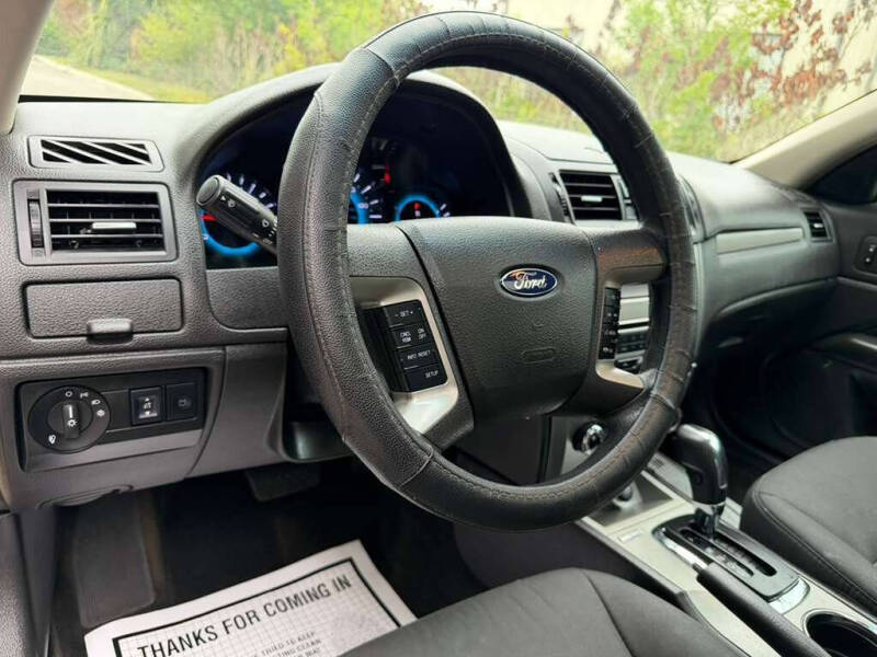 2012 Ford Fusion SE